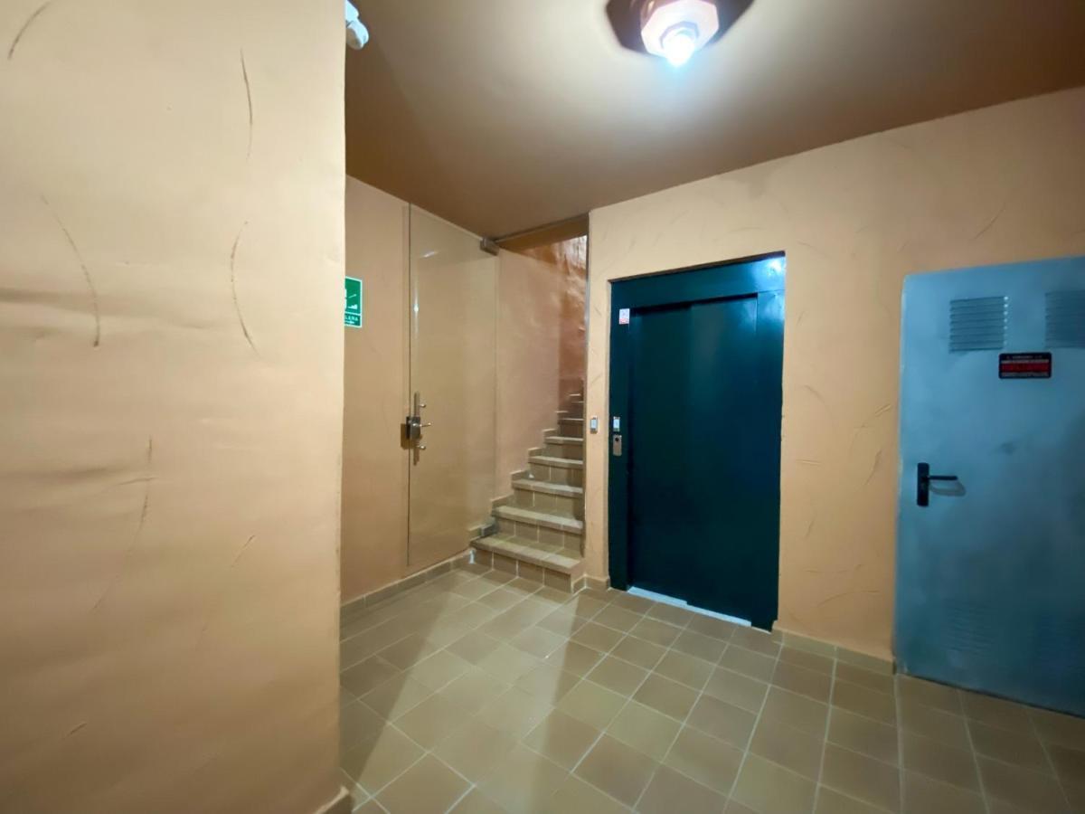 Elviria Apartemen *